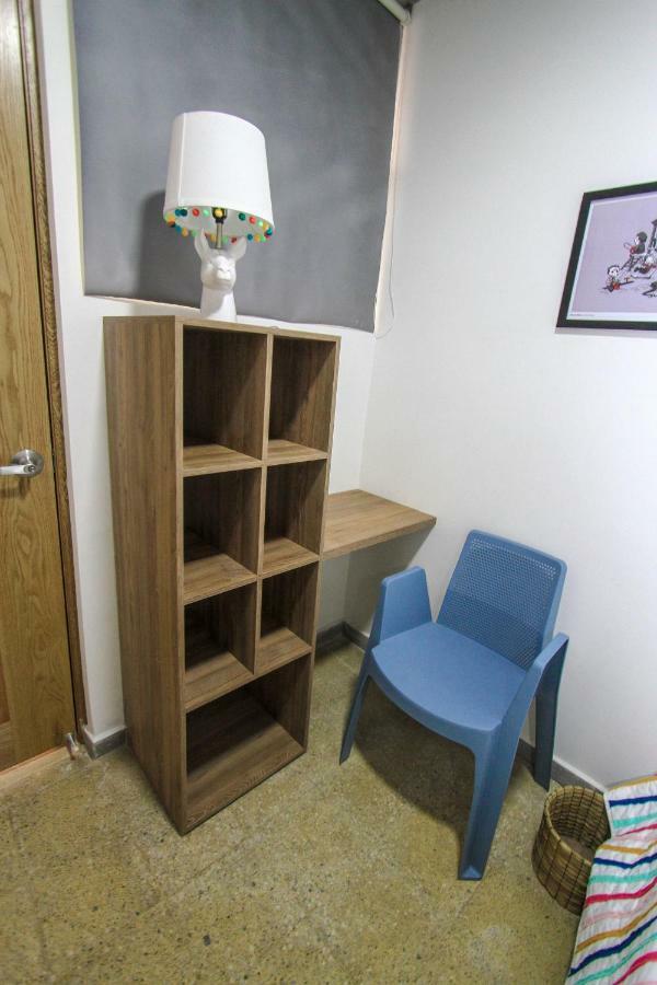 Budget Single Room,811205595:JPEG
