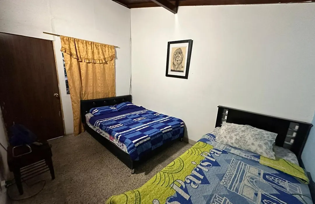 Hostel Urban City Medellin-1