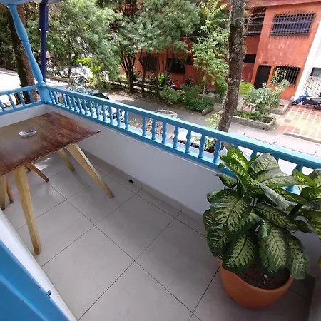 Air Guest House - con Desayuno&Jacuzzi Social-3