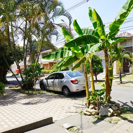 Buntes House-Casa Hotel Laureles-Estadio-2